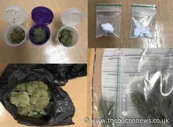 Police arrest man in possession of drugs after chase in Bolton