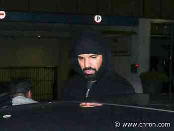 Drake pays Houston a visit after making history on Billboard chart - Chron