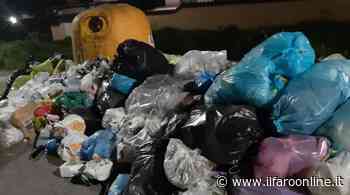 Le strade di Ardea sommerse dai rifiuti, FdI: "Presenteremo un esposto alla Asl" - IlFaroOnline.it