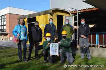 VTI-leerlingen Lander en Arne bouwen mobiele tentoonstelling over Senegal: “Zo kunnen de kinderen meer leren over deze bijzondere streek”