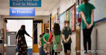 CDC says 3 feet of social distancing in schools is safe with mask wearing     - CNET