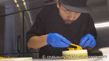 At 37, this entrepreneur left his business development job to be a baker - CNA