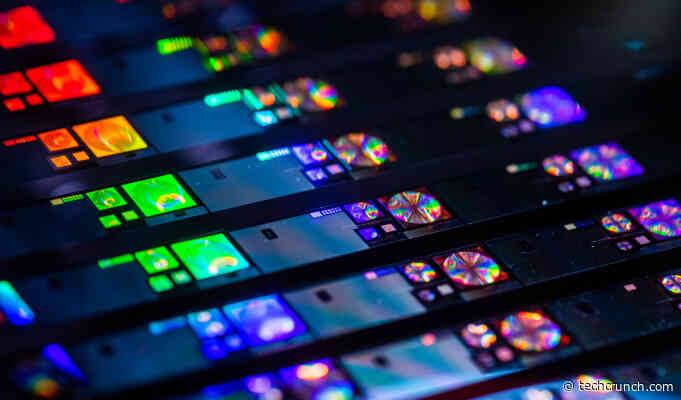 Metalenz reimagines the camera in 2D and raises $10M to ship it