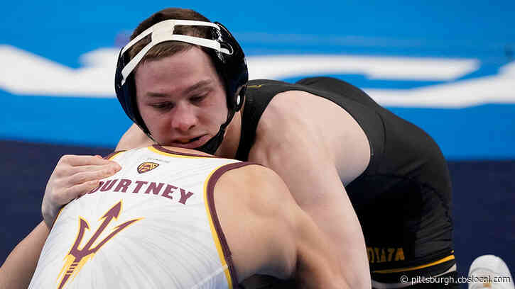 Spencer Lee Becomes 3-Time NCAA Wrestling Champion