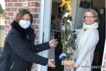 Xenia Bocholt verrast winnaars fotowedstrijd met geschenkje - Het Belang van Limburg