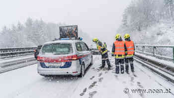 Bezirk Neunkirchen - Schneechaos: Dauereinsatz auf der A2 und der S6 - noen.at - NÖN.at