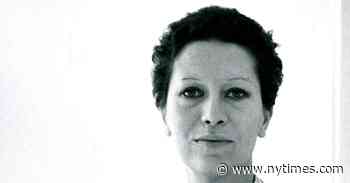 Elsa Peretti, Star Designer of Elegant Jewelry, Dies at 80