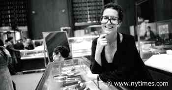 Elsa Peretti, Star Designer for Tiffany & Company, Dies at 80