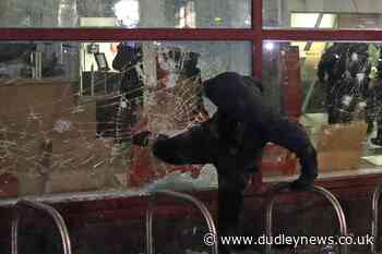 'Kill the Bill' protest turns violent in Bristol - Dudley News