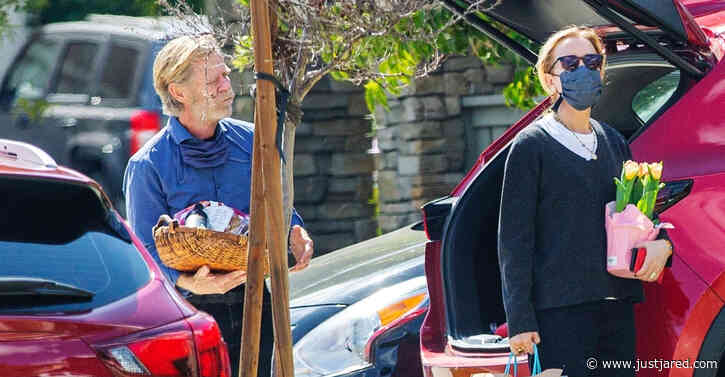 Felicity Huffman & William H. Macy Stop by a Friend's House for a Gathering