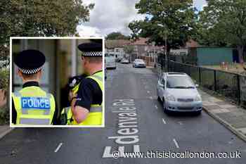 Police appeal after stabbing in Mitcham