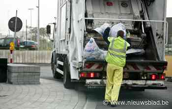 Afvalophalers staken door groeiende werkdruk tijdens coronacrisis: “Veel meer papier door pakjesdiensten”
