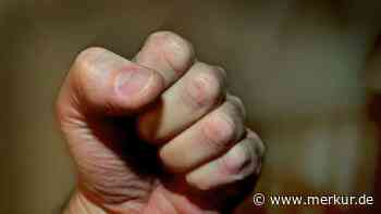 Olching: Prügelattacke aus dem Nichts - 16-Jähriger ohne Grund brutal zusammengeschlagen - Merkur Online