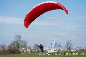 South London basks in Spring sunshine with more forecast