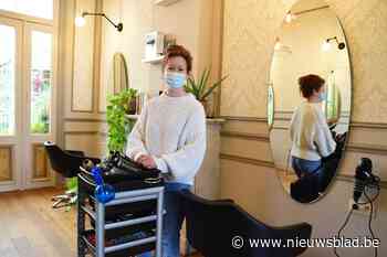 Contactberoepers en hun klanten zien een nieuwe sluiting al aankomen: “Telefoon staat niet stil, iedereen wil nog vlug naar de kapper”