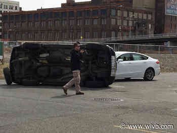 Five being treated for injuries following crash involving NFTA Metro bus on Jefferson and Swan