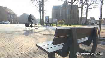 Babbelbanken moeten contact bevorderen in Boechout (Boechout) - Gazet van Antwerpen Mobile - Gazet van Antwerpen