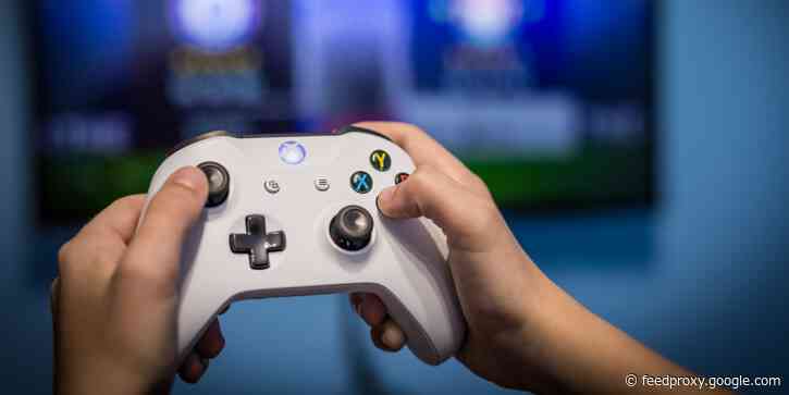How to use Discord on Xbox to show your friends what games you're playing