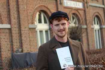 Brandon Helsen (25) brengt eerste dichtbundel uit