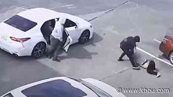 Video shows robbers dragging woman through Houston parking lot: police need your help making arrest - KHOU.com