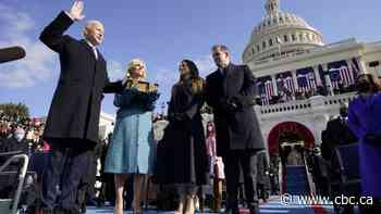 The pivotal debate in U.S. politics: A rule change that would change everything for Biden