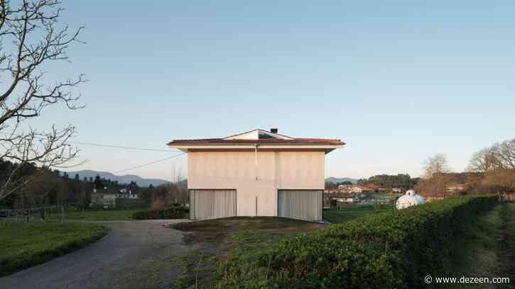Azab splits Spanish farmhouse into two interconnected modern homes