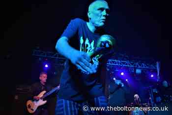 Happy Mondays star Bez launches horse racing club - The Bolton News