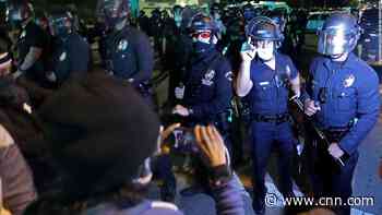 LAPD cracks down on Echo Park homeless encampment