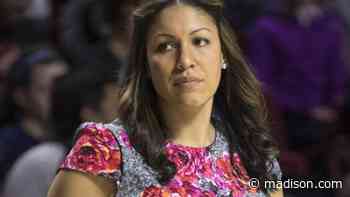 Source: New Badgers women's basketball coach comes from Geno Auriemma coaching tree - Madison.com