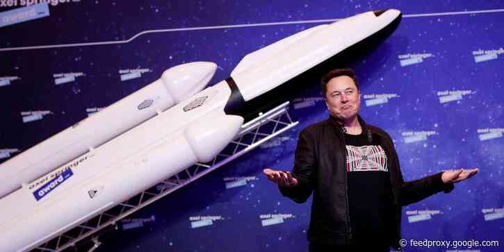 An apparent meteor shower over the Pacific Northwest was actually burning space debris from a SpaceX Falcon 9 rocket - take a look
