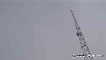 WATCH: Lightning strikes News 4 tower