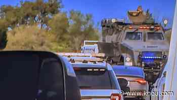 I-10 update: Suspect takes his own life after chase, standoff; interstate has reopened - KHOU.com