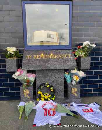 Bolton Wanderers consider tribute option to Frank Worthington at Colchester game - The Bolton News
