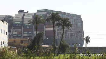 New attempts planned to free huge ship stuck in Suez Canal