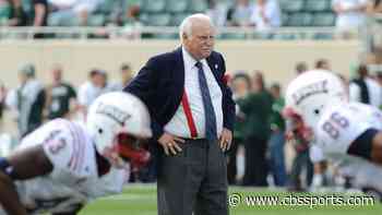 Legendary coach Howard Schnellenberger, who started dynasty at Miami, dies at 87