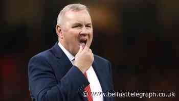 Wales boss Wayne Pivac shuts out critics of his curtains