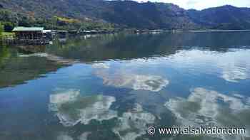 Esta es la zona del lago de Coatepeque donde no deberías bañarte en tus vacaciones - elsalvador.com
