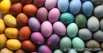 Naturally Dye Your Easter Eggs