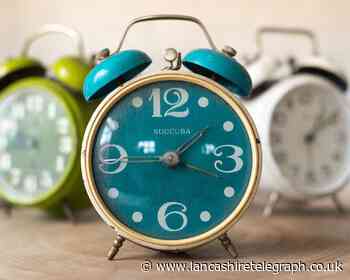 When do the clocks change in the UK 2021?