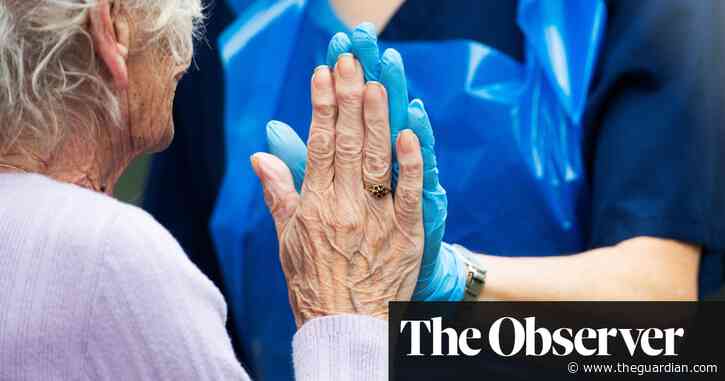 Decade of social care cuts in UK leaves many elderly £1,000 worse off