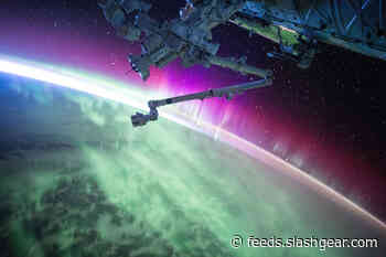 NASA offers up to $400 million for private companies develop space stations