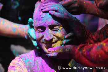 People gather for Holi celebrations in India as virus cases surge - Dudley News