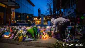 Police expected to update investigation into stabbings at library in North Vancouver