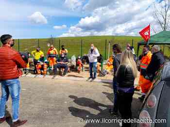 Ardea, continua lo sciopero degli operatori ecologici: di nuovo ferma la raccolta dei rifiuti - Il Corriere della Città