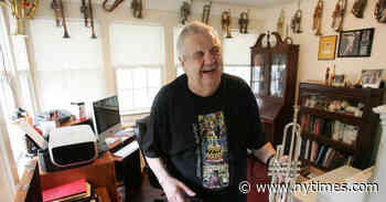 Jack Bradley, Louis Armstrong Photographer and Devotee, Dies at 86