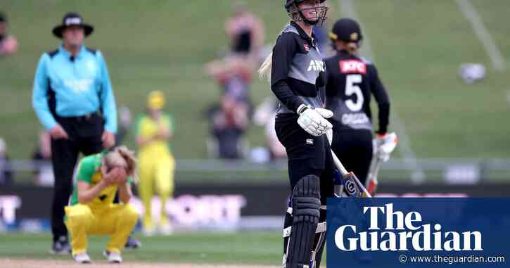New Zealand level T20 series in final-ball thriller against Australia
