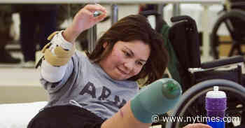 Tammy Duckworth Was a Survivor Long Before Her Helicopter Was Shot Down