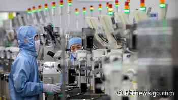China cuts taxes to spur semiconductor development