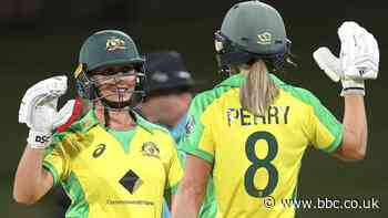 New Zealand v Australia: Tourists claim six-wicket win in first Twenty20