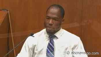 Mixed martial arts fighter says Derek Chauvin had George Floyd in a 'blood choke'